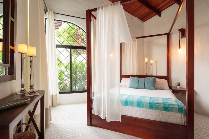 Manuel Antonio Villa